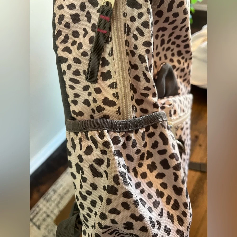 GAP‎ book bag animal print cute girlie great shape durable school everyday use